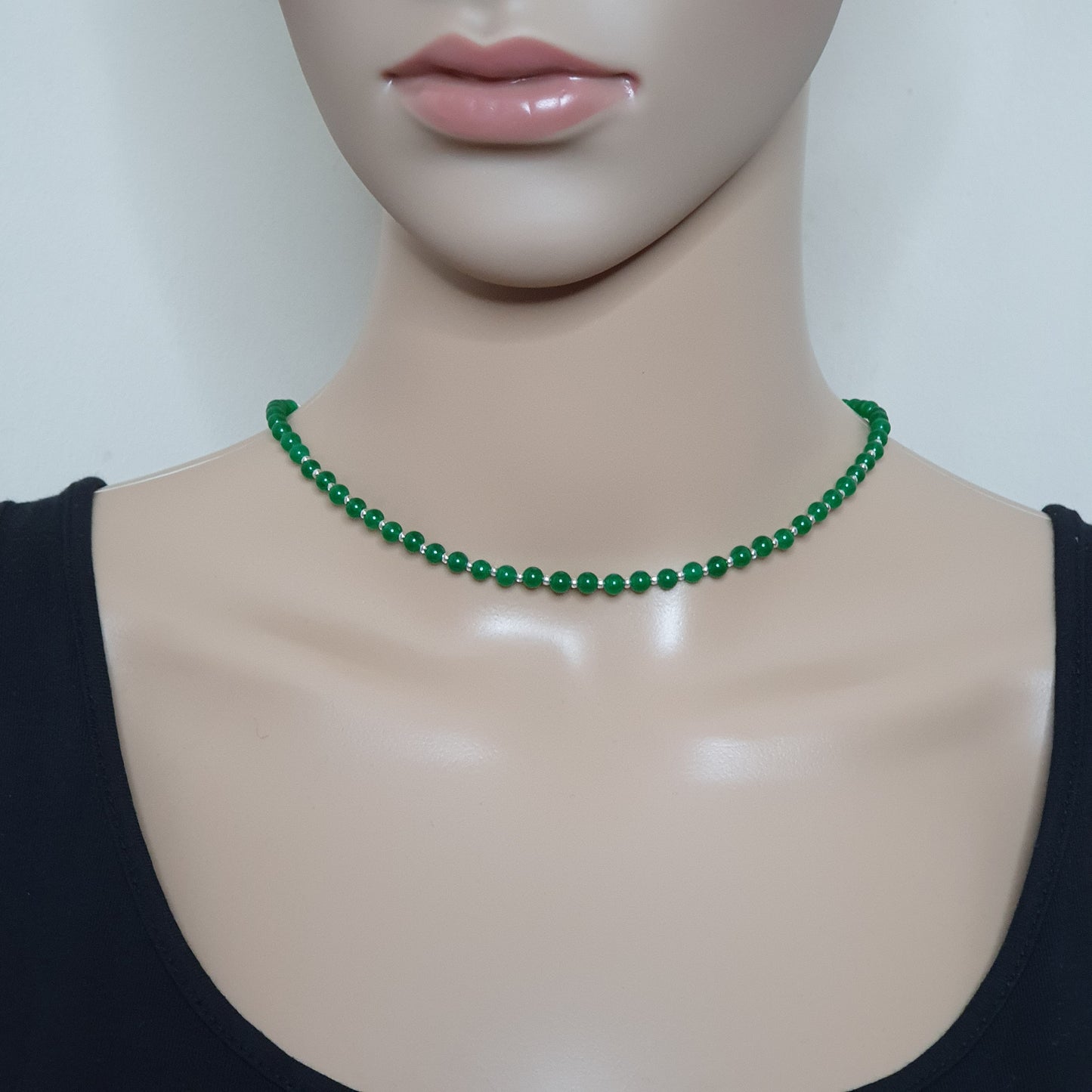 Green Jade Beaded Collar Necklace Silver Plated
