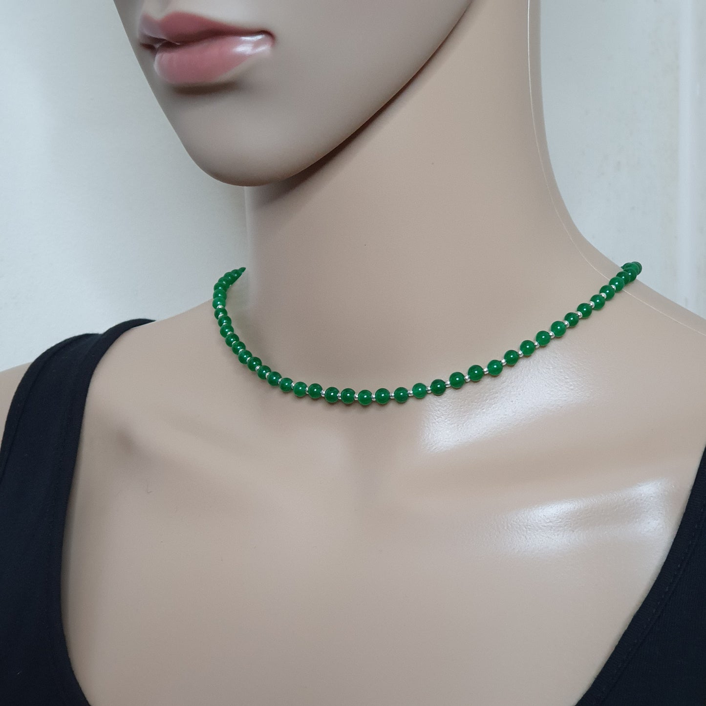 Green Jade Beaded Collar Necklace Silver Plated