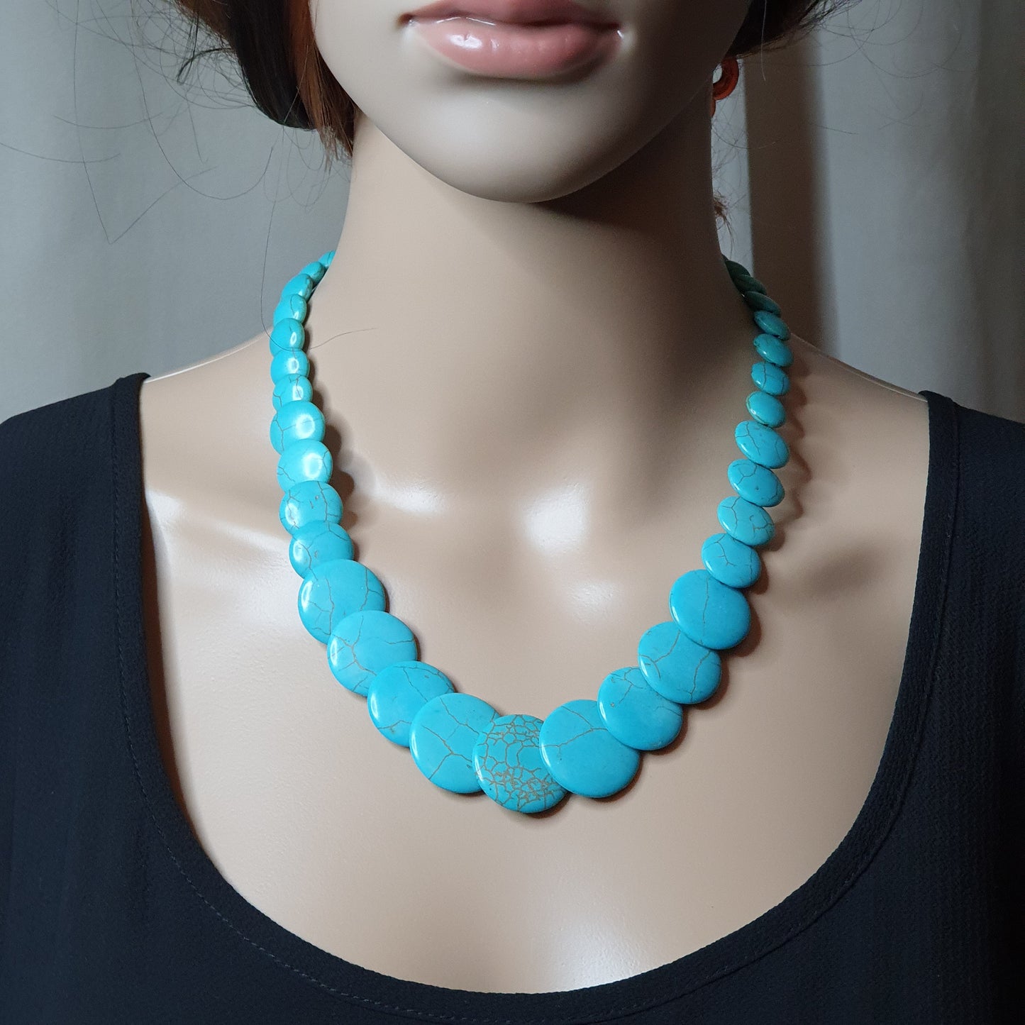 Dyed Blue Howlite Beaded Graduated Collar Boho Necklace And Dangle Drop Earrings Set